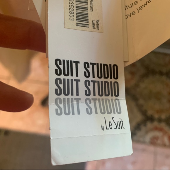 Brand New w/tags Suit Studio Size 14P Dress Suit New w/tags - Picture 16 of 16